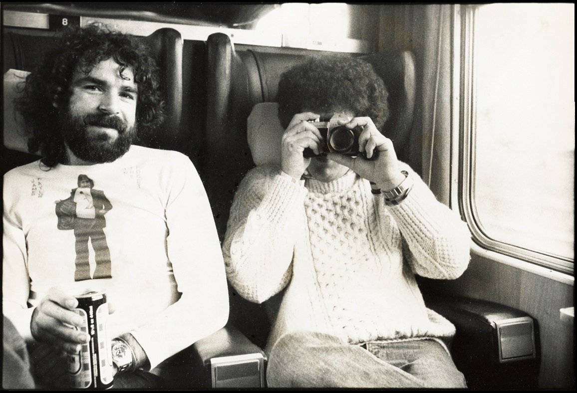 Kenny Edwards with photographer